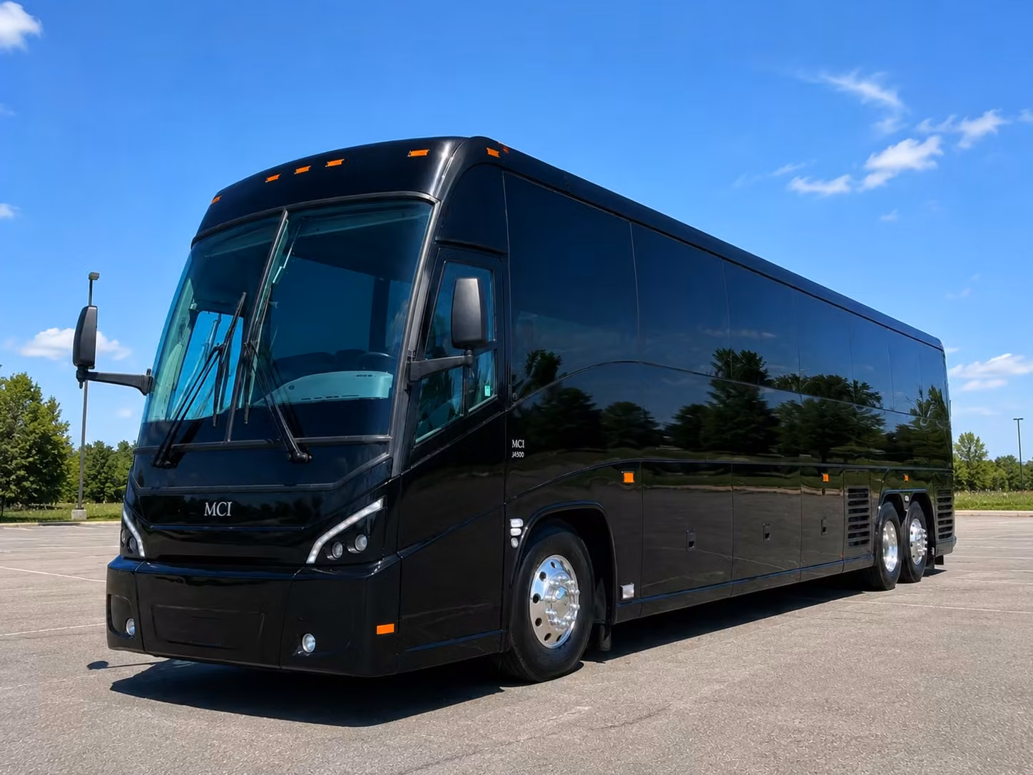 ada accessible field trip buses for denton schools and youth groups