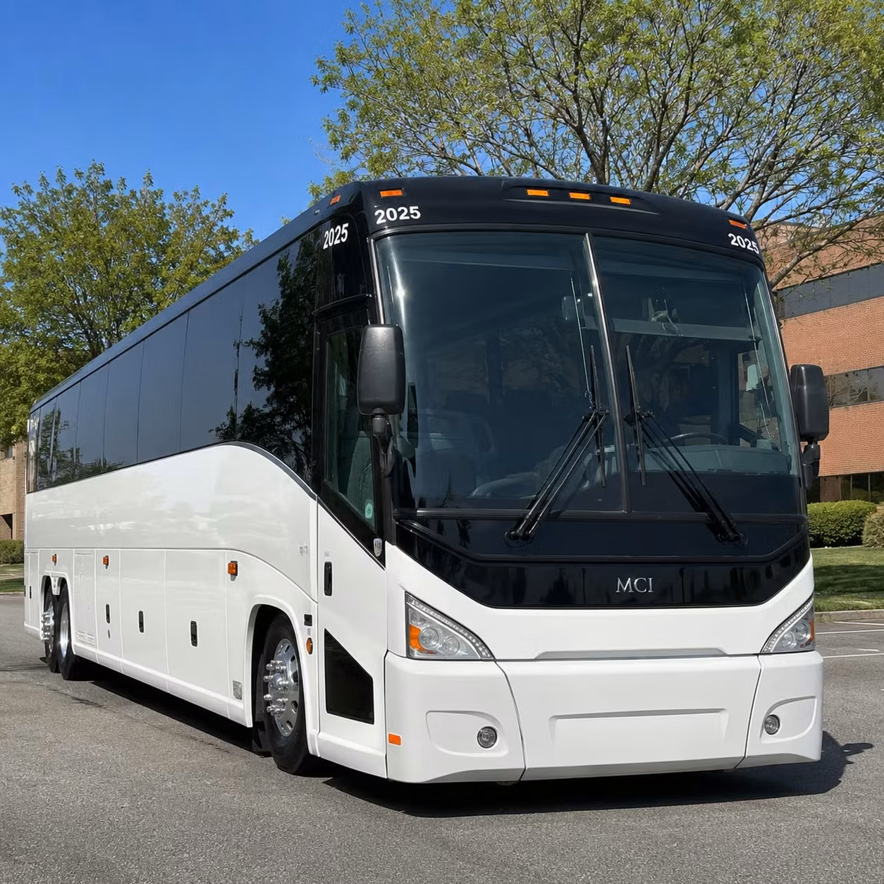 charter buses and party buses for unt and twu concert events in denton