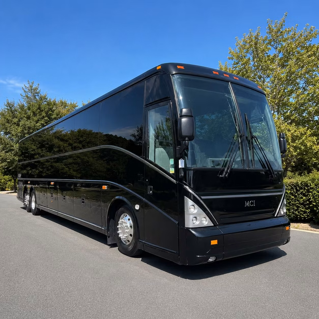 denton wedding shuttle bus rentals that keep your guest list moving